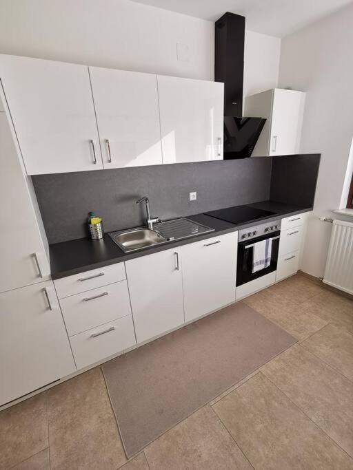 Woerthersee: Gemuetliche Wohnung 克拉根福 外观 照片